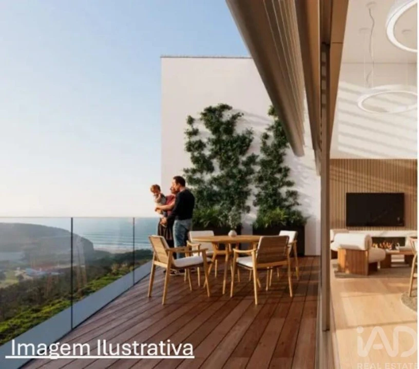 Moradia T3 para Venda em Carvoeira Foto 22