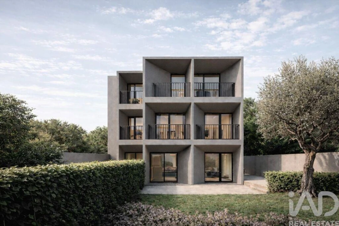 Apartamento T2 para Venda em Paranhos Foto 9