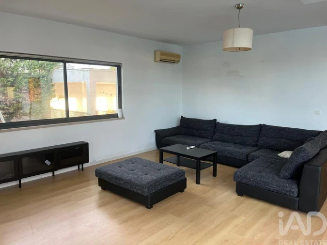 Moradia T4 para Arrendamento em Quinta do Anjo Foto 3