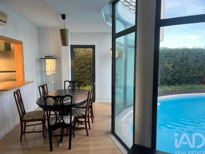 Moradia T4 para Arrendamento em Quinta do Anjo Foto 20