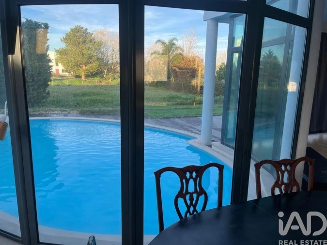 Moradia T4 para Arrendamento em Quinta do Anjo Foto 7