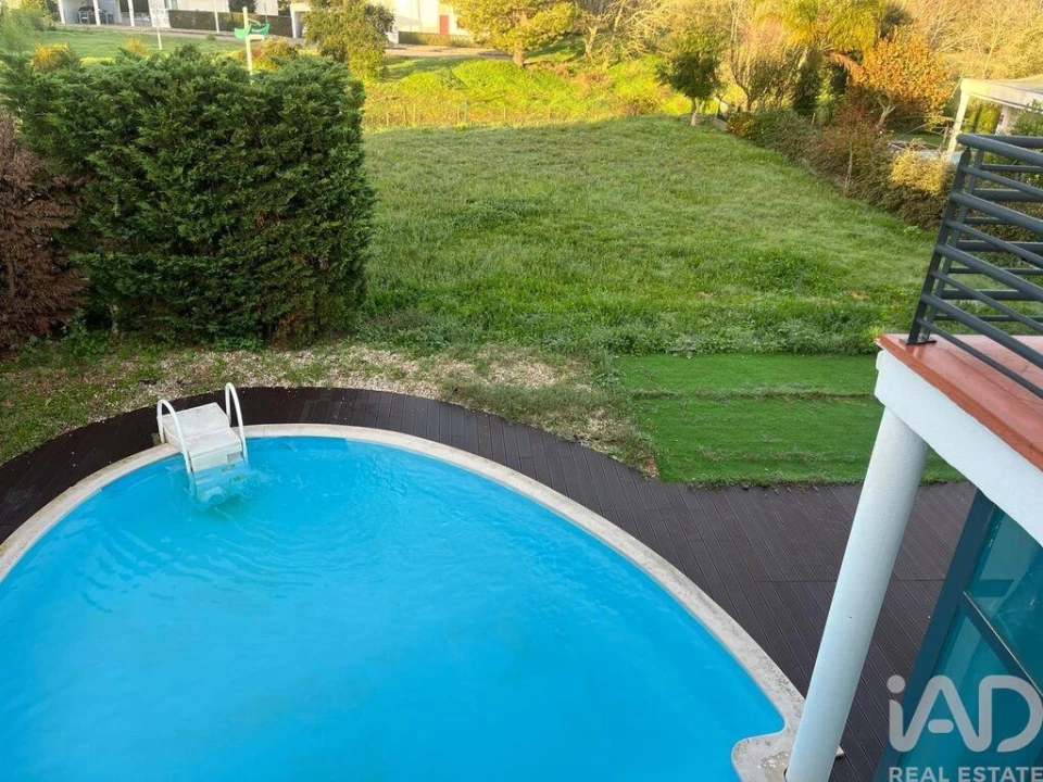 Moradia T4 para Arrendamento em Quinta do Anjo Foto 16