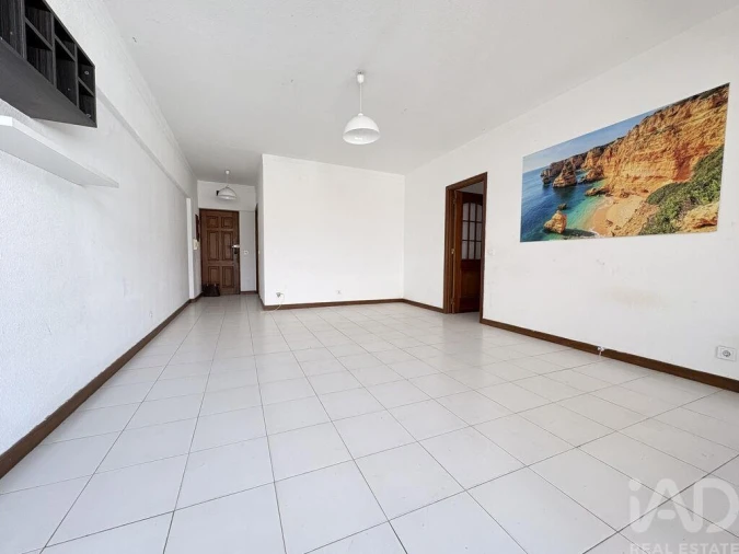 Apartamento T2 para Venda em Portimão Foto 4