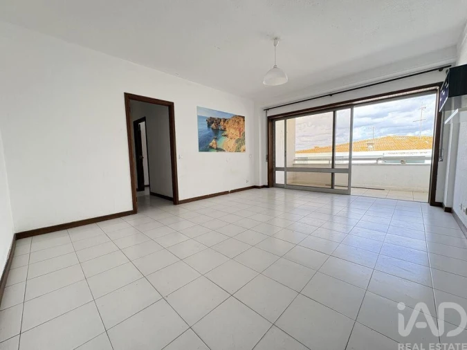 Apartamento T2 para Venda em Portimão Foto 2