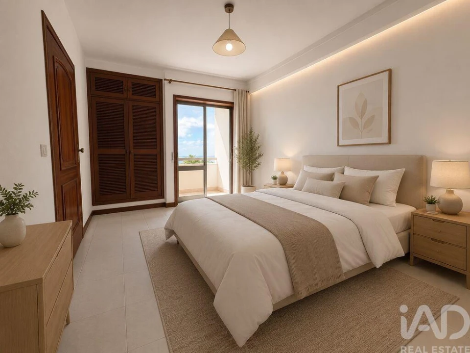 Apartamento T2 para Venda em Portimão Foto 6