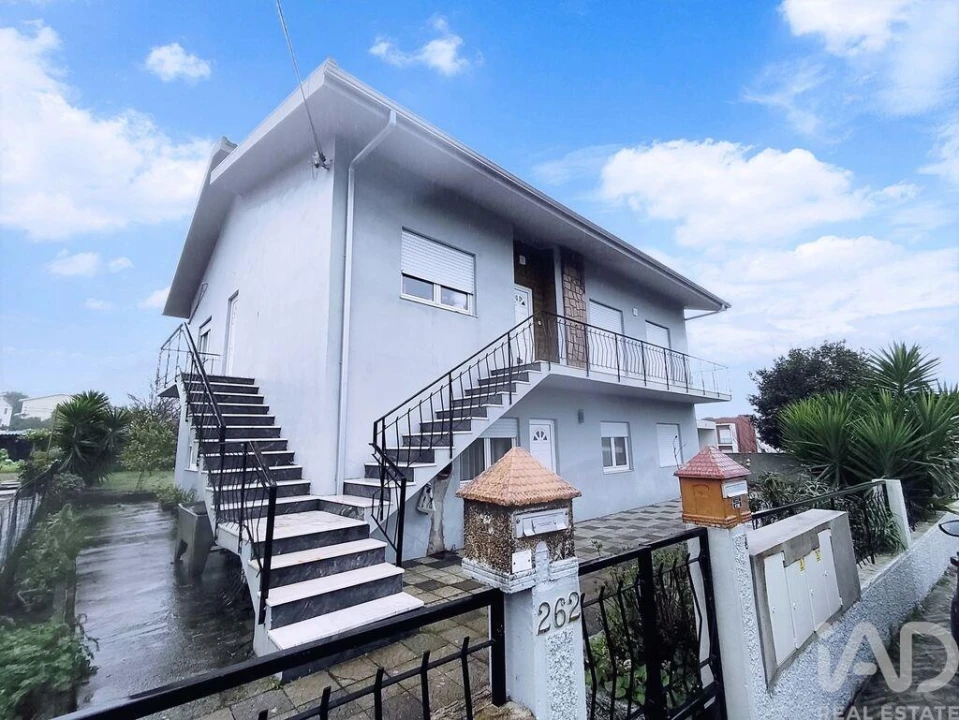 Moradia T6 para Venda em Pedome Foto 2