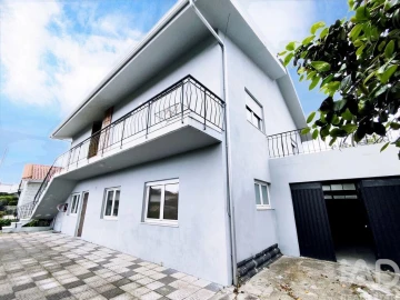 Moradia T6 para Venda em Pedome