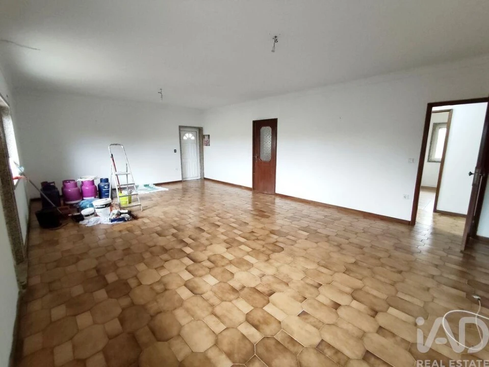 Moradia T6 para Venda em Pedome Foto 37