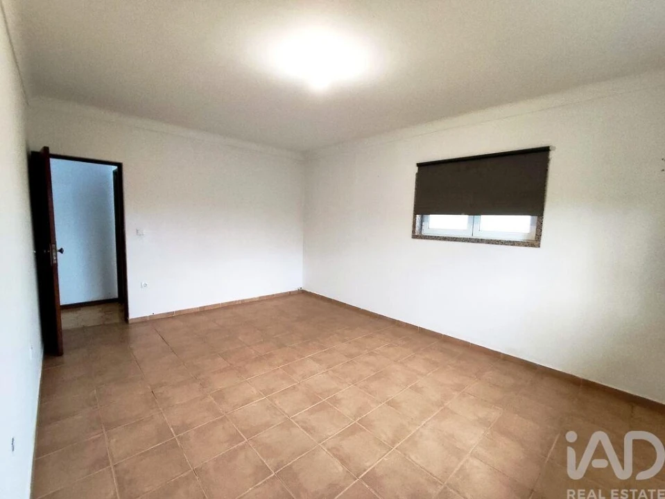 Moradia T6 para Venda em Pedome Foto 34