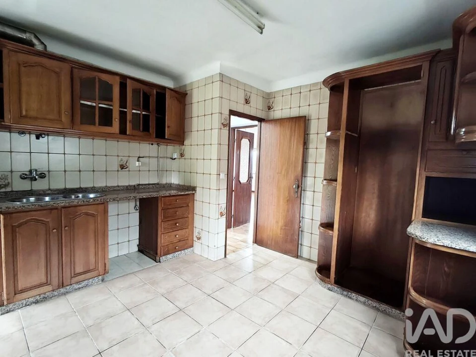 Moradia T6 para Venda em Pedome Foto 35