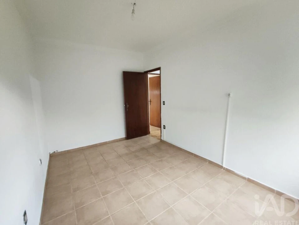 Moradia T6 para Venda em Pedome Foto 36