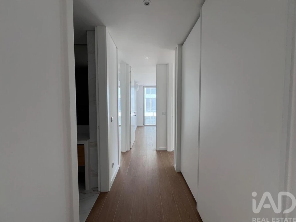 Apartamento T3 para Venda em São Martinho do Porto Foto 14