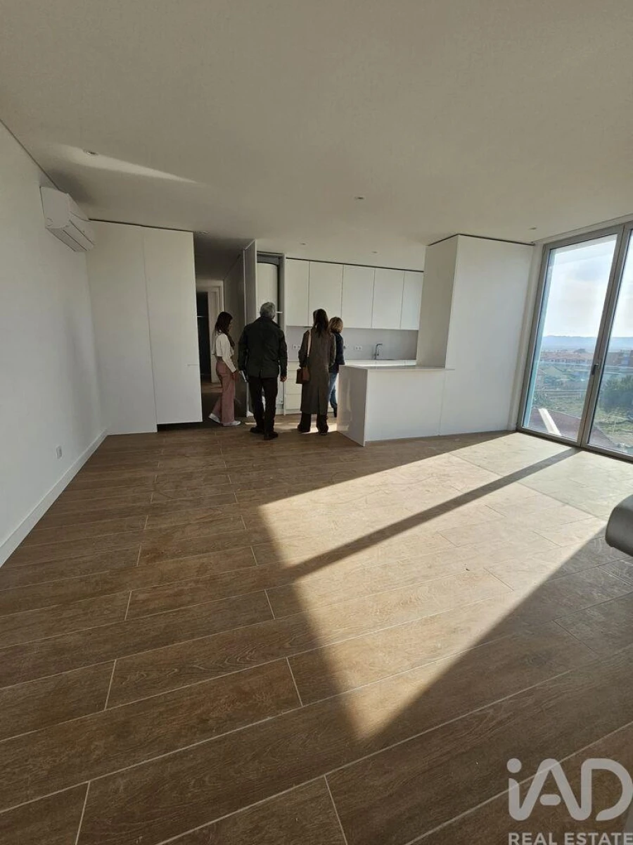 Apartamento T3 para Venda em São Martinho do Porto Foto 13
