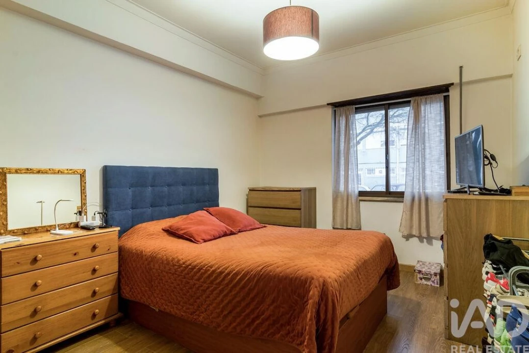 Apartamento T3 para Venda em Almada, Cova da Piedade, Pragal e Cacilhas Foto 16