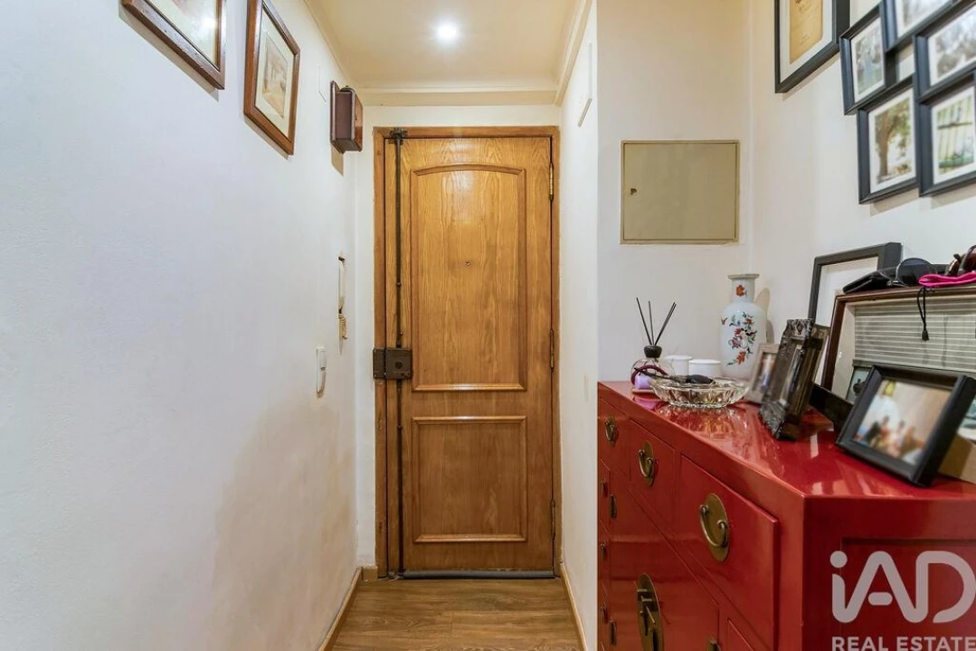 Apartamento T3 para Venda em Almada, Cova da Piedade, Pragal e Cacilhas Foto 2