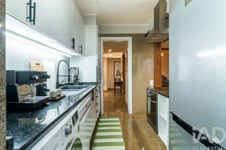 Apartamento T3 para Venda em Almada, Cova da Piedade, Pragal e Cacilhas Foto 5
