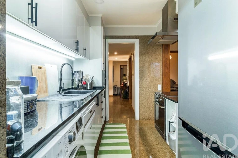 Apartamento T3 para Venda em Almada, Cova da Piedade, Pragal e Cacilhas Foto 12