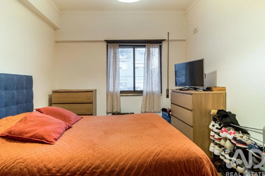 Apartamento T3 para Venda em Almada, Cova da Piedade, Pragal e Cacilhas Foto 17