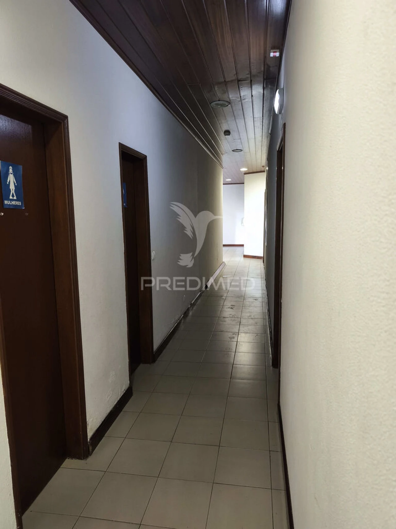 Loja para Venda em Albufeira e Olhos de Água Foto 10