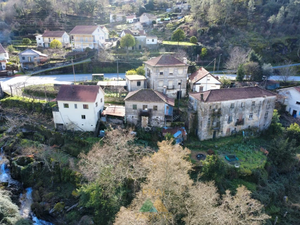 Moradia T2 para Venda em Lindoso Foto 11