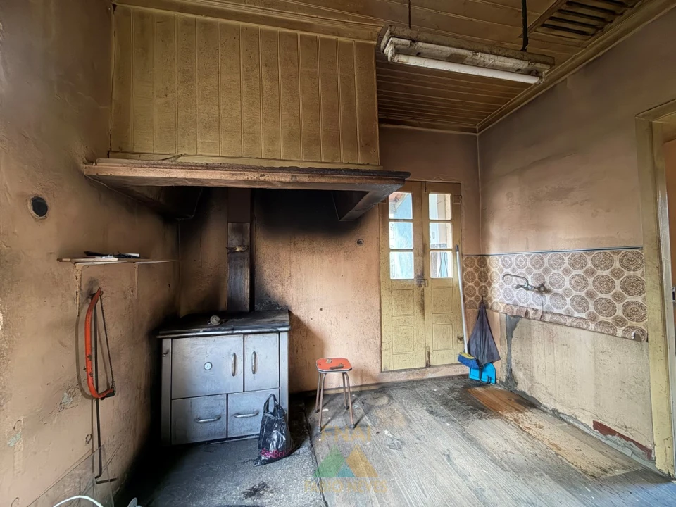 Moradia T2 para Venda em Lindoso Foto 2