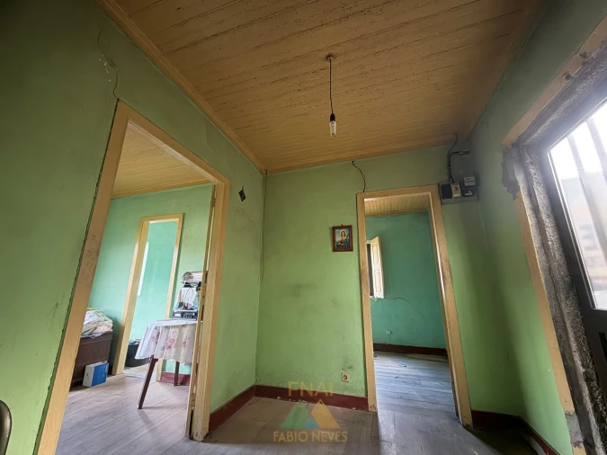 Moradia T2 para Venda em Lindoso Foto 5