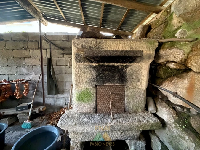 Moradia T2 para Venda em Lindoso Foto 12