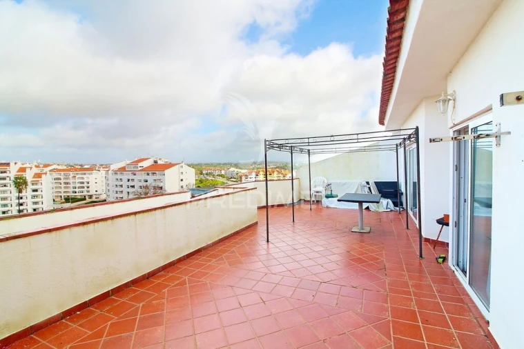 Apartamento T1 para Venda em Albufeira e Olhos de Água Foto 4