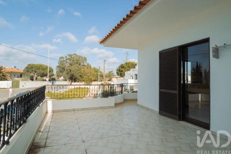 Apartamento T3 para Venda em Alvor Foto 8