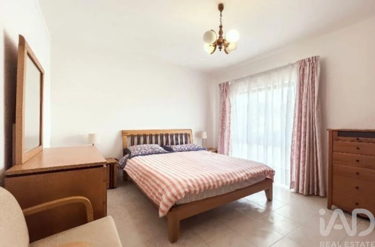 Apartamento T3 para Venda em Alvor Foto 2