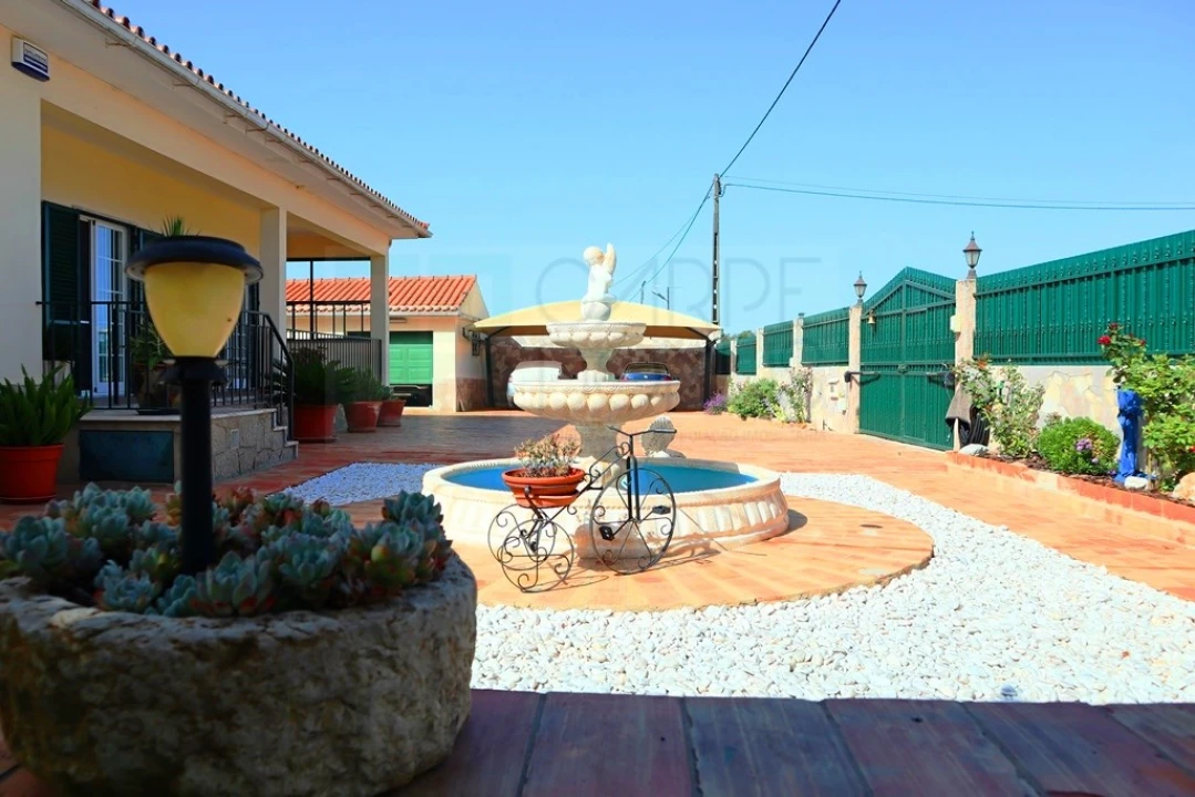 Quinta T4 para Venda em Luz de Tavira e Santo Estêvão Foto 54