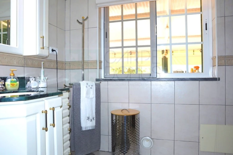 Quinta T4 para Venda em Luz de Tavira e Santo Estêvão Foto 26