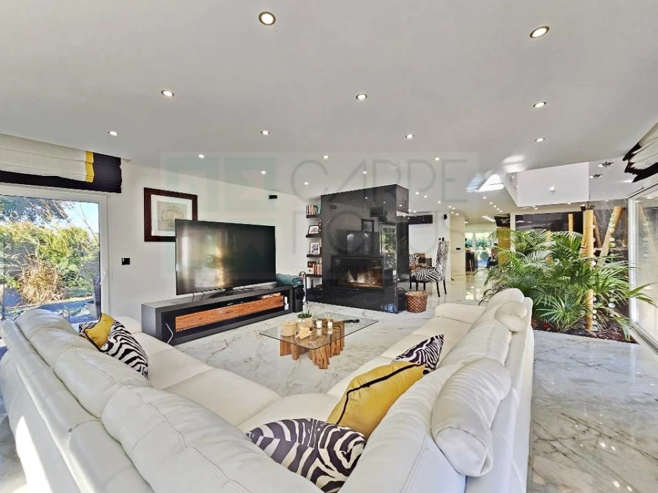 Moradia T4 para Venda em Santo Estêvão Foto 4