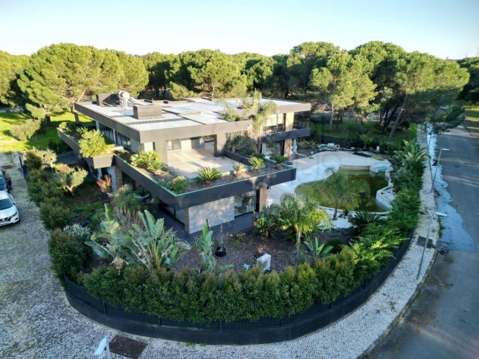 Moradia T4 para Venda em Santo Estêvão Foto 2