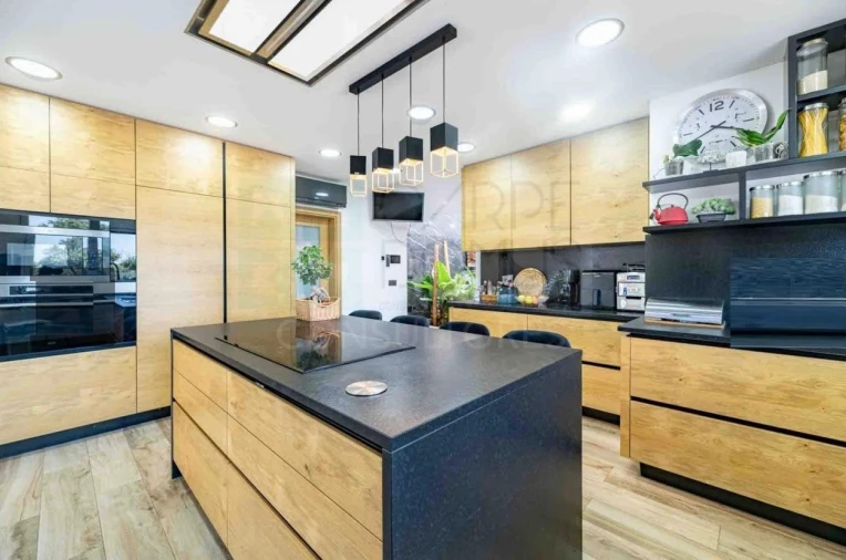 Moradia T4 para Venda em Santo Estêvão Foto 6