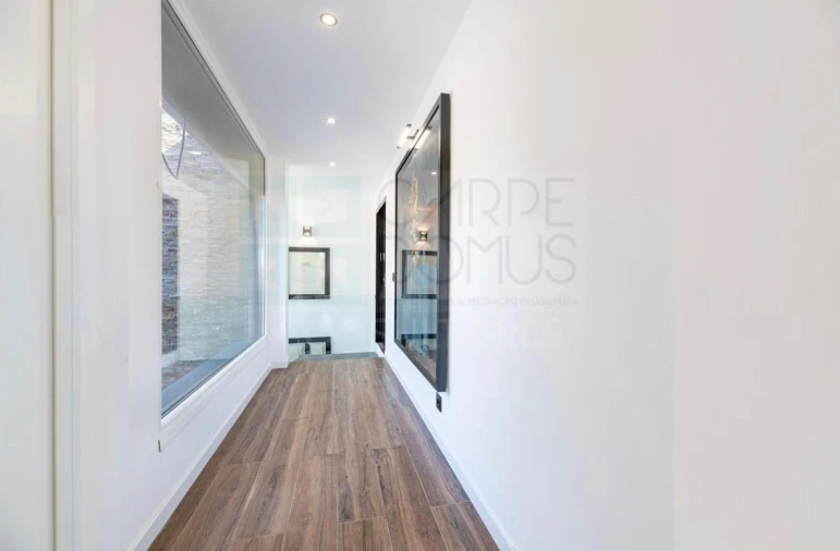 Moradia T4 para Venda em Santo Estêvão Foto 82