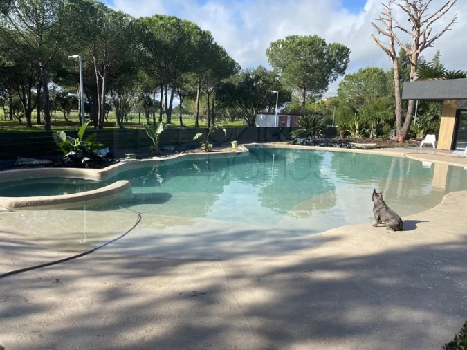 Moradia T4 para Venda em Santo Estêvão Foto 1