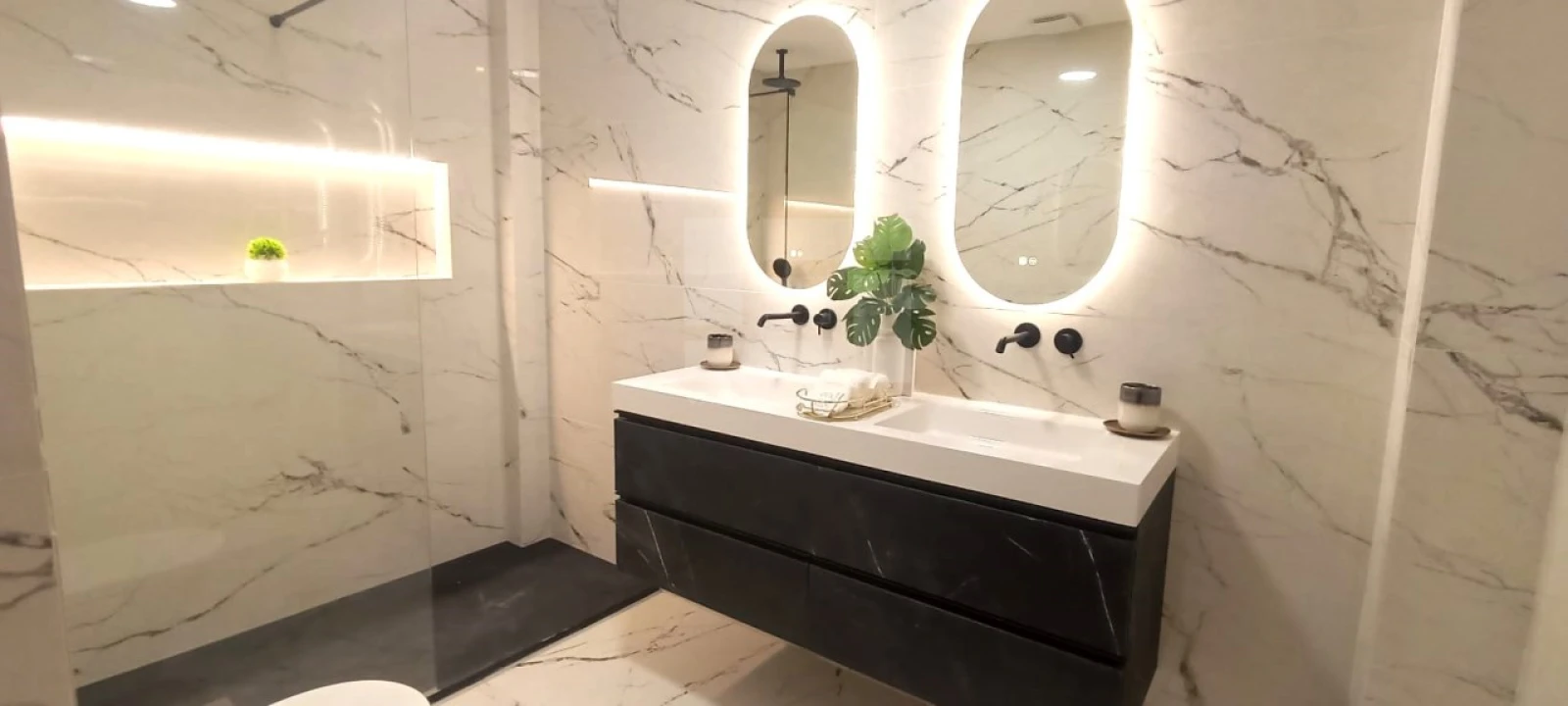 Moradia T4 para Venda em Charneca de Caparica e Sobreda Foto 40