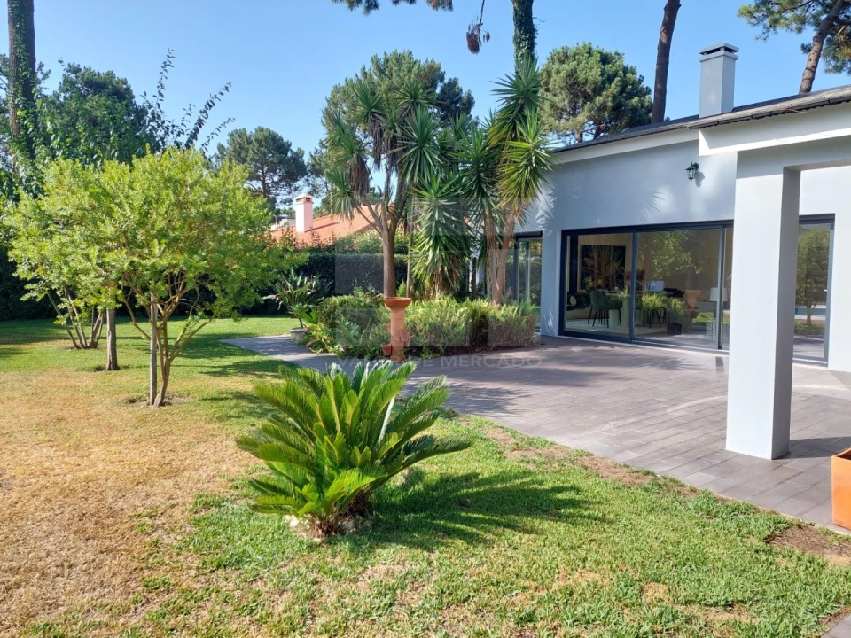 Moradia T4 para Venda em Charneca de Caparica e Sobreda Foto 51