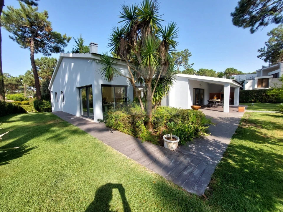 Moradia T4 para Venda em Charneca de Caparica e Sobreda Foto 2