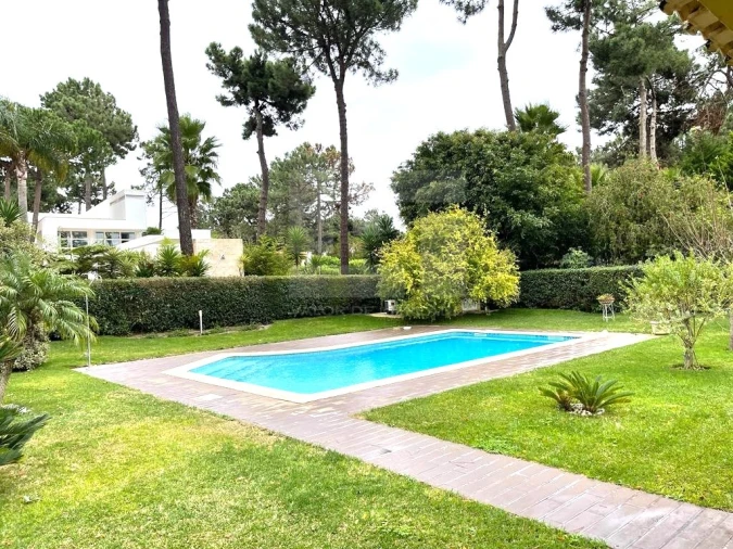 Moradia T4 para Venda em Charneca de Caparica e Sobreda Foto 3