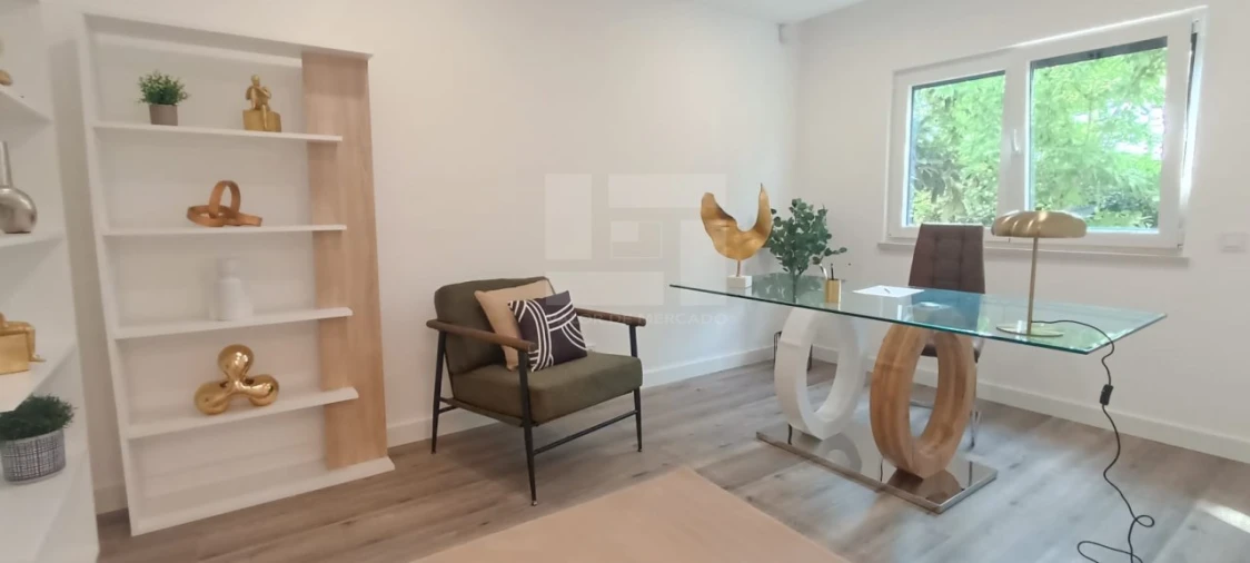 Moradia T4 para Venda em Charneca de Caparica e Sobreda Foto 33