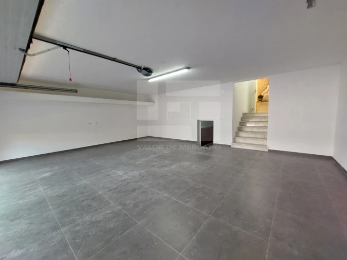 Moradia T4 para Venda em Charneca de Caparica e Sobreda Foto 54