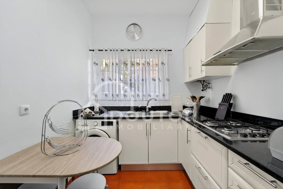 Moradia T3 para Venda em Caniço Foto 36