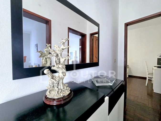 Moradia T3 para Venda em Caniço Foto 16