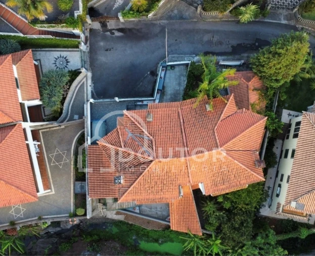 Moradia T3 para Venda em Caniço Foto 2