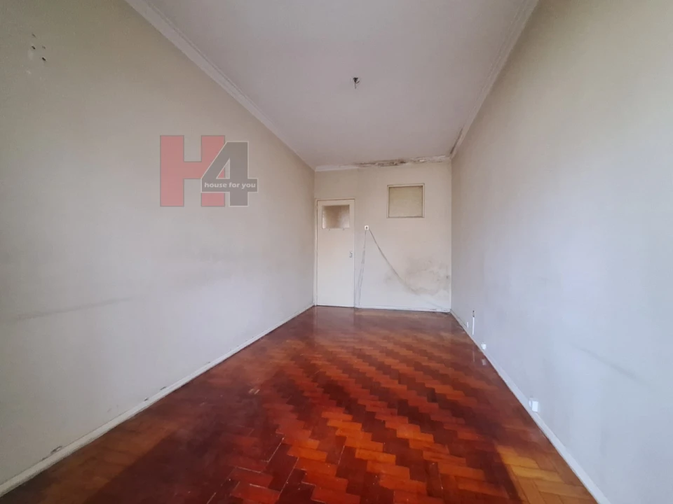 Apartamento T2 para Venda em Benfica Foto 5