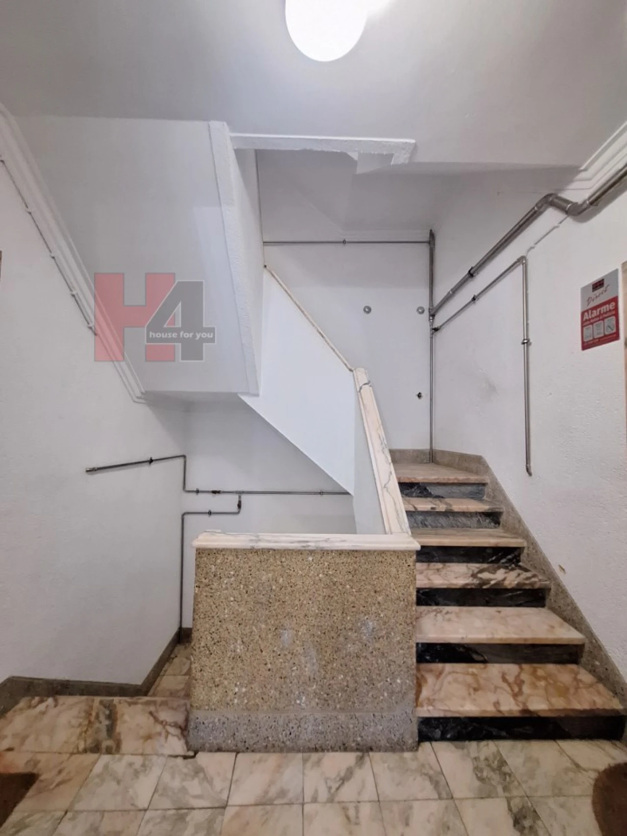 Apartamento T2 para Venda em Benfica Foto 16