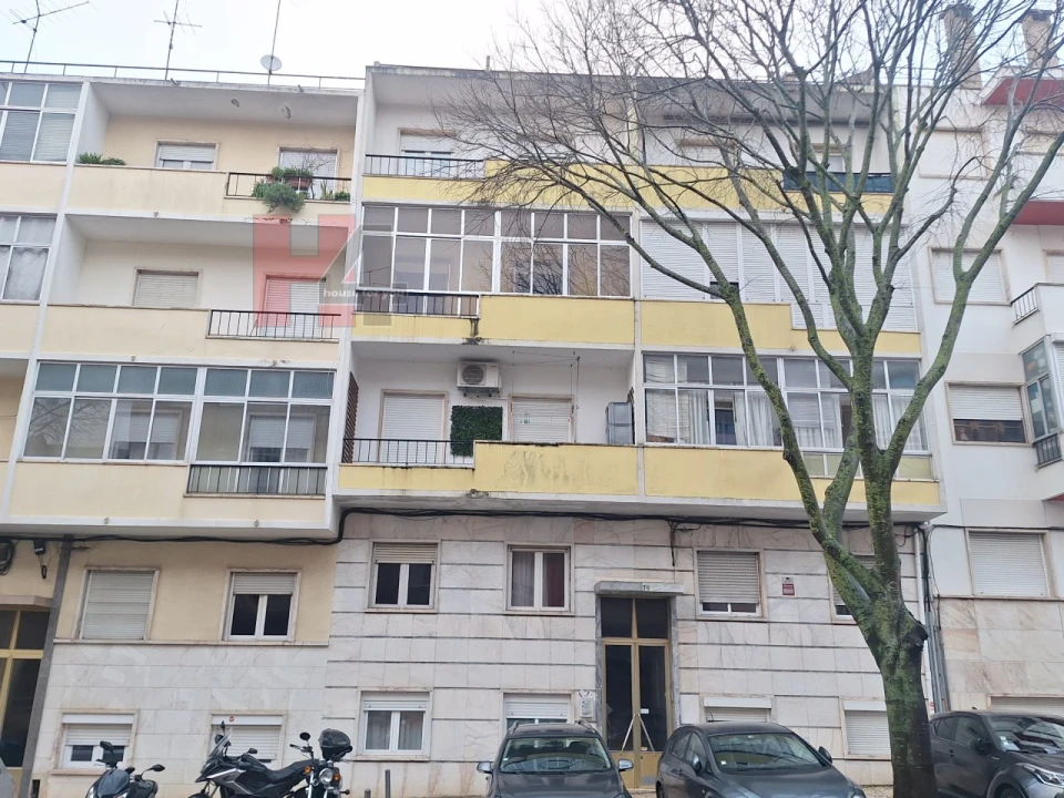 Apartamento T2 para Venda em Benfica Foto 20