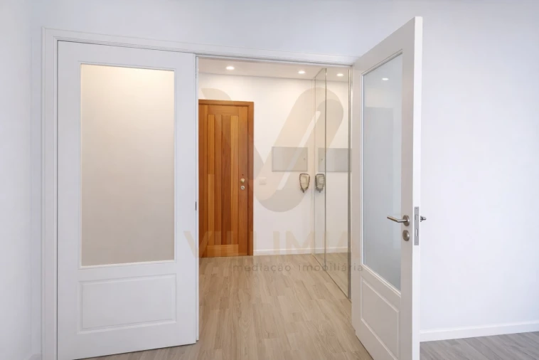 Apartamento T2 para Venda em Santa Maria Maior e Monserrate e Meadela Foto 3